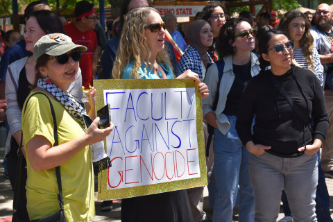Photo from the sit-in at CSU-Fresno on May 1